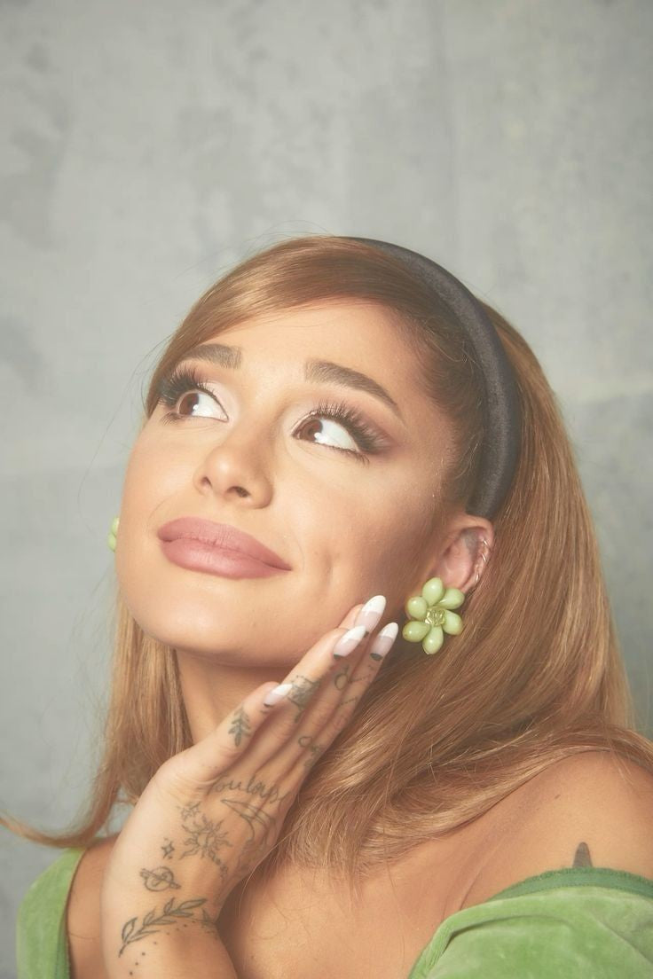 ARIANA GRANDE